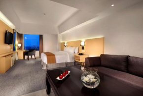  Golden City Hotel And Convention Center - CHSE Certified  Семаранг